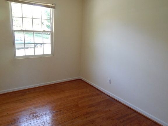 4th image of 511 Willomett Ave