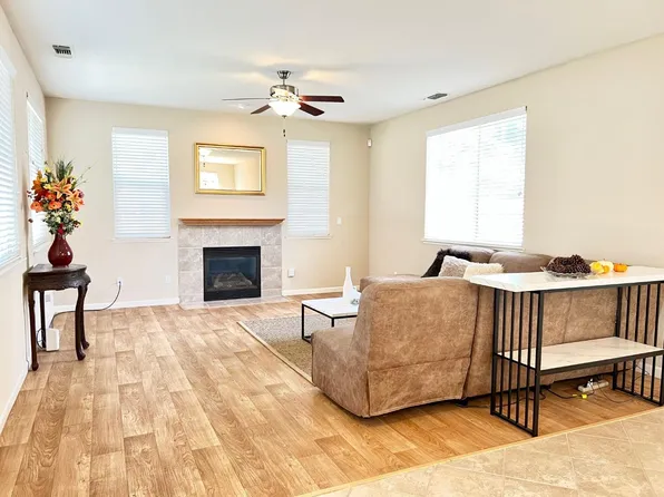 7601 Rush River Dr, Sacramento, CA 95831