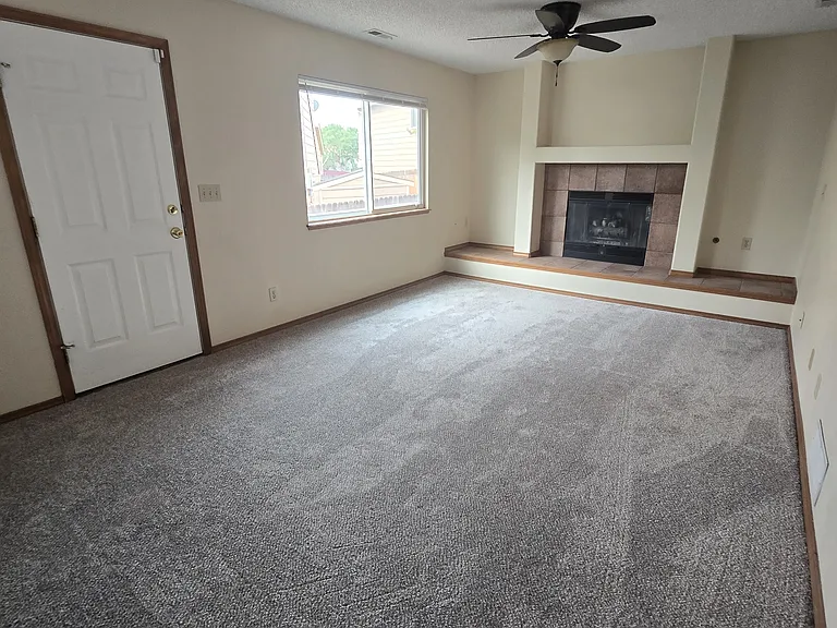 6185 Kettle Ct — Photo 10