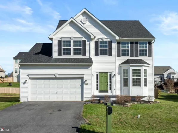 471 Bentley Dr, Inwood, WV 25428