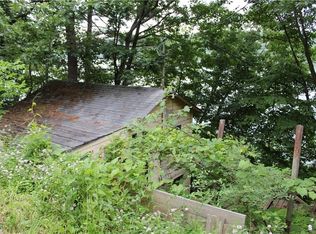 7951A E Bluff Dr, Jerusalem, NY 14527