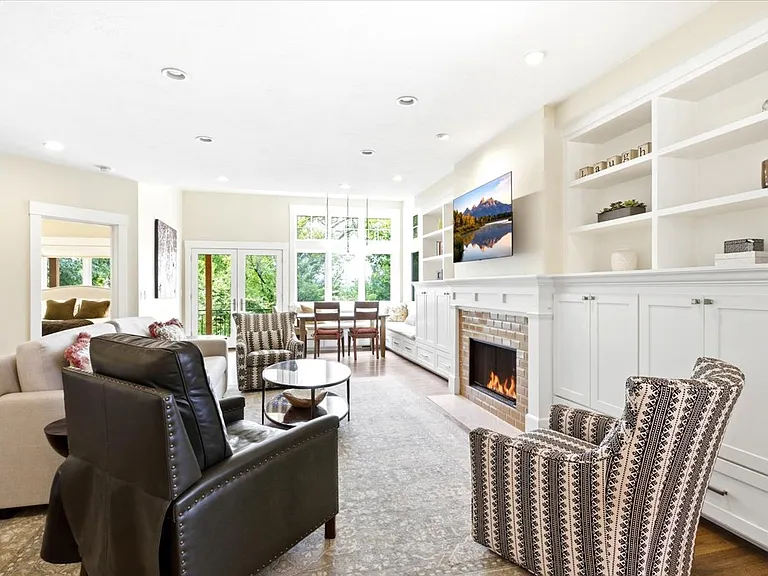 1418 E Federal Way — Photo 15