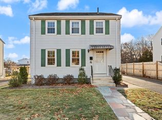 83 Dean St, Norwood, MA 02062
