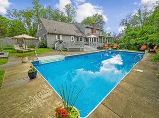 199 Rombout Rd, Pleasant Valley, NY 12569