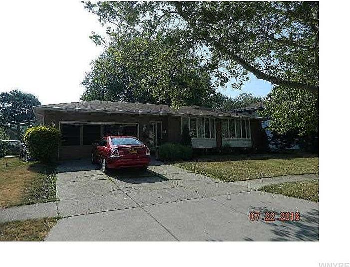 1st image of 56 Willow Dr