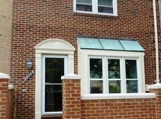 2528 Fairfax Dr #A, Arlington, VA 22201