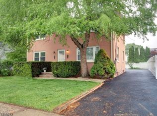 26 N 8th St, Kenilworth, NJ 07033