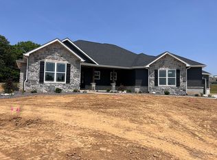 525 Summit Estate Ct, Shiloh, IL 62221