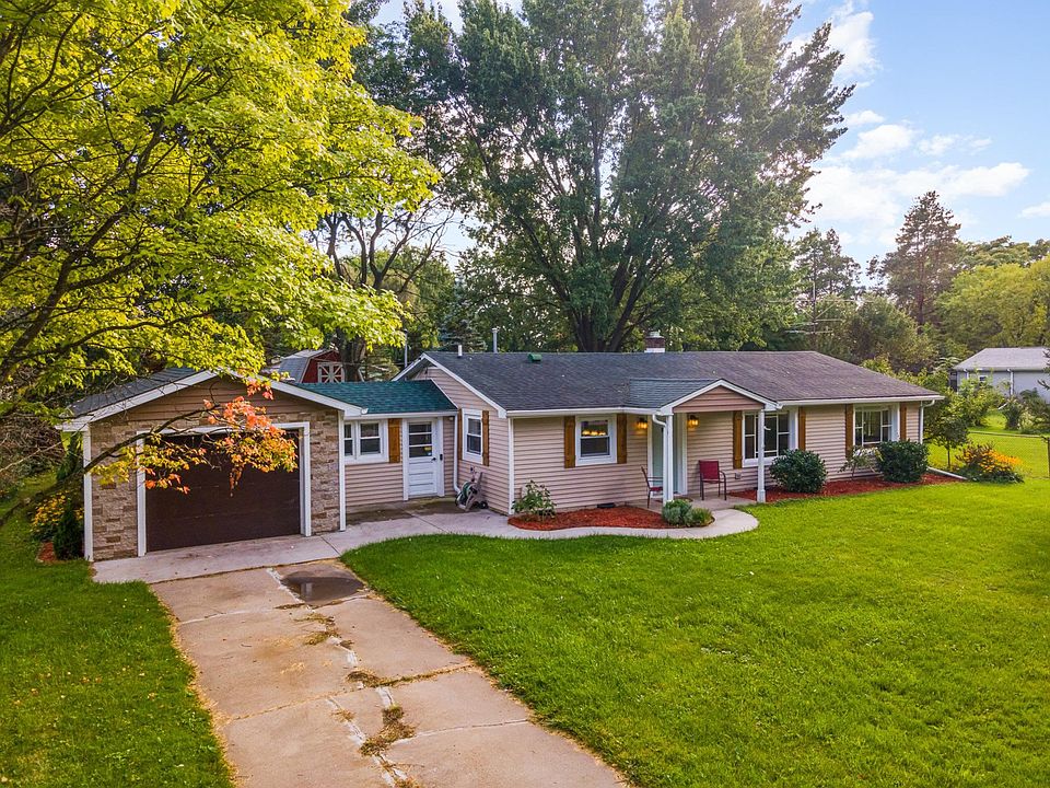 1st image of 3180 Haberland Dr