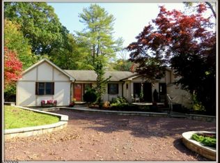 6 Lakeview Rd, Rockaway, NJ 07866