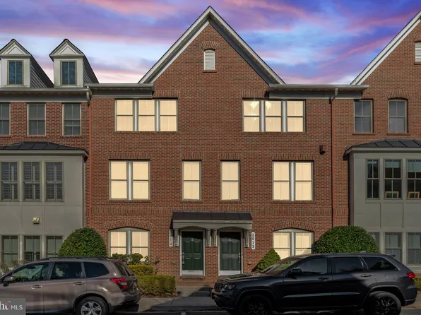 2614 S Kenmore Ct, Arlington, VA 22206