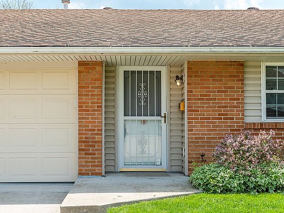 5th image of 7257 Claybeck Dr