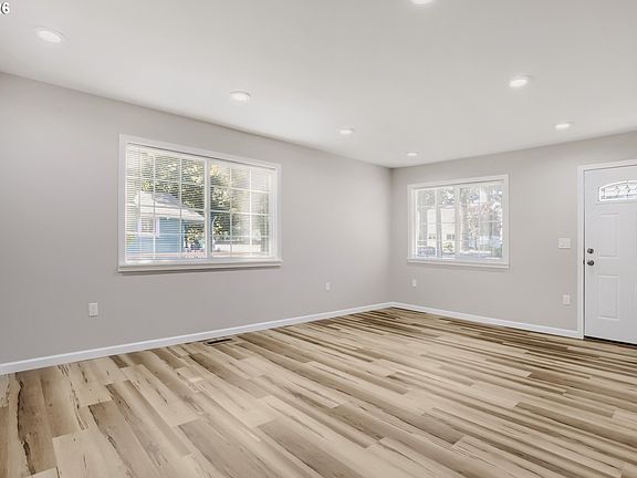 3rd image of 4918 SE 128th Ave