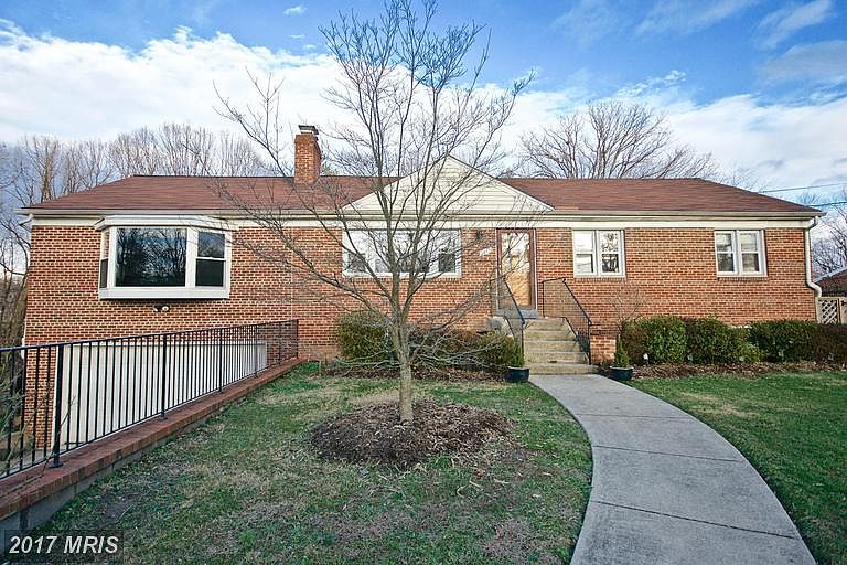 1st image of 5817 Pratt Ct