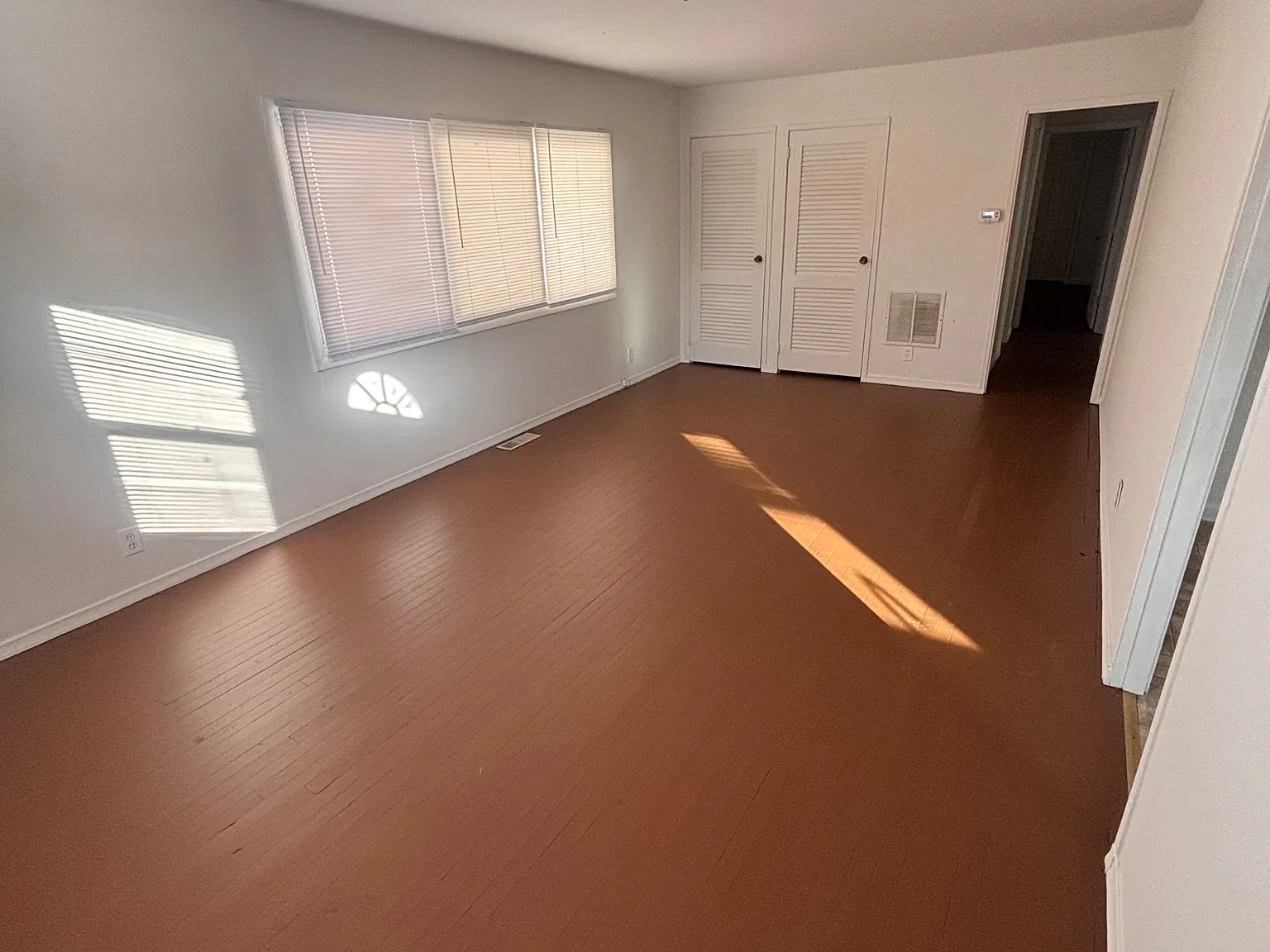 3 bed, 1104 sqft, $1,195 — Photo 2