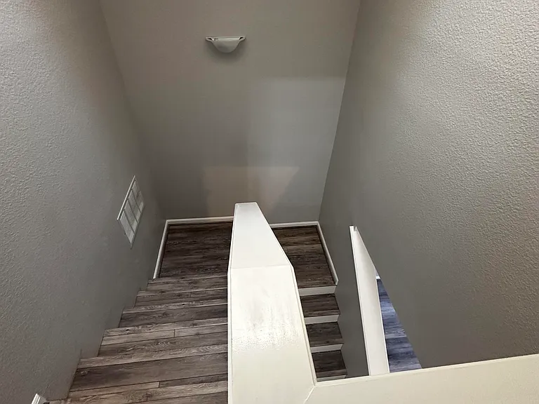 301 Warmcastle Ct — Photo 26
