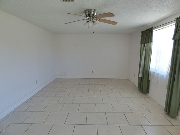 4th image of 1367 E Normandy Blvd