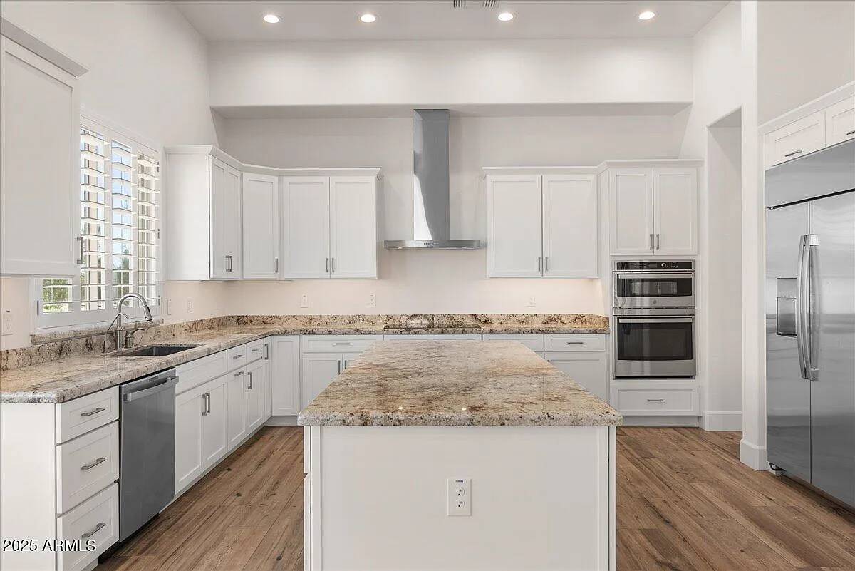 4 bed, 3.5 bath, 3147 sqft, $4,795 — Photo 4