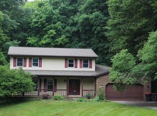 990 Briar Hill Dr, Newark, OH 43055