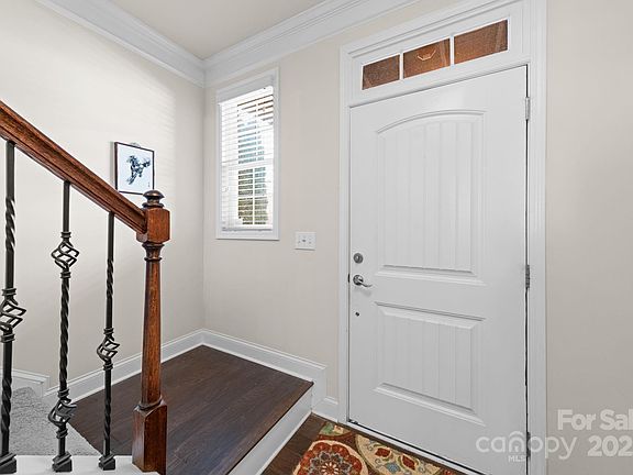 3rd image of 2251 Eversham Dr NW
