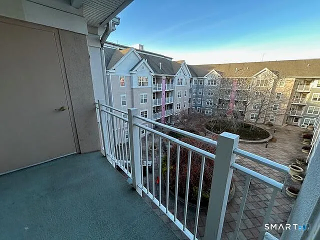 488 Bedford St #423 — Photo 17
