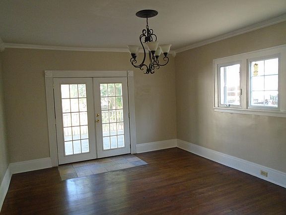 3rd image of 1495 Elbur Ave
