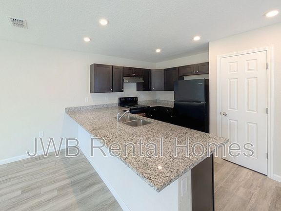 3rd image of 9859 Morgan Marsh Ct