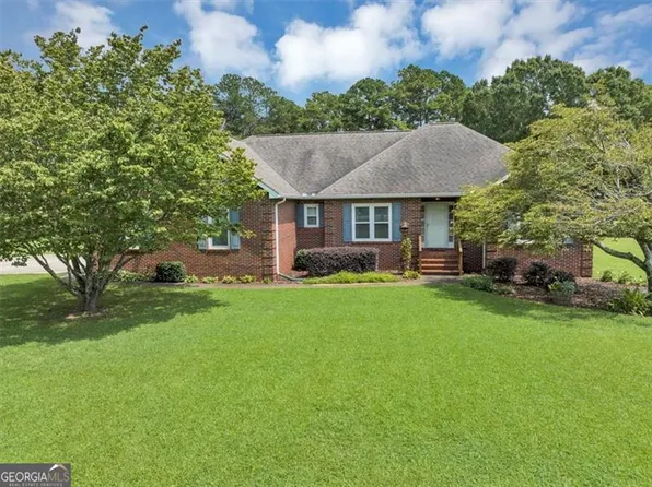 5283 Meadows Rd, Powder Springs, GA 30127