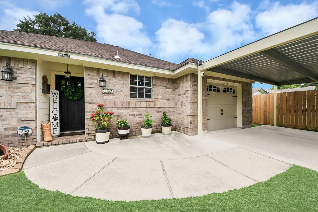 702 Ruth St, Baytown, TX - View 3