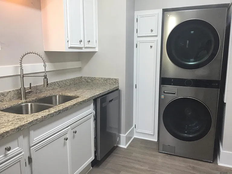1326 Camellia Ave #1326 — Photo 13