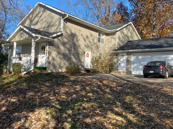1055 N Thompson Dr, Madison, WI 53704