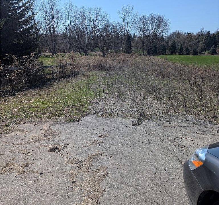 2nd image of 1599 Ridge Rd Lot 32