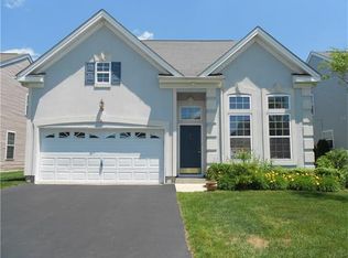 48 Pebble Creek Rd, Dayton, NJ 08810