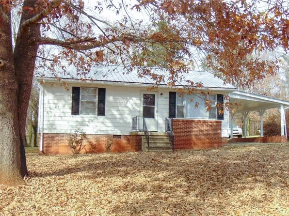 378 Boundary St, Haw River, NC 27258