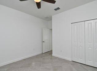 9218 Aqua Overlook Ct, Lehigh Acres, FL 33936