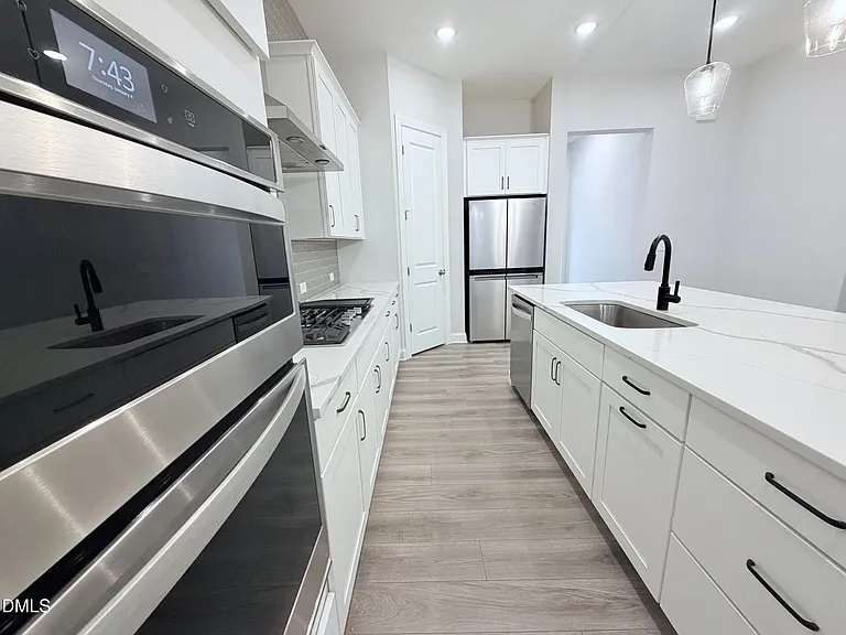 1028 Bravura Dr — Photo 7