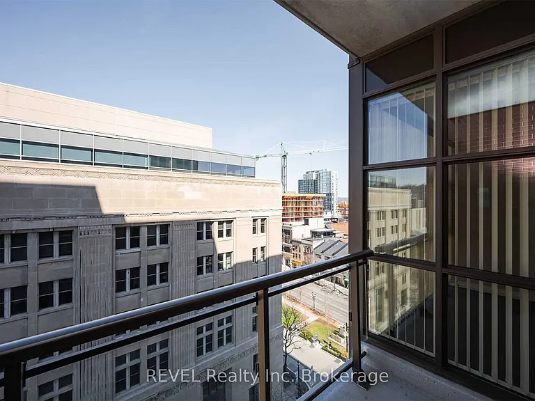 112 King St E #907 — Photo 23