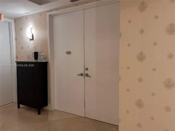 18101 Collins Ave, Sunny Isles Beach, FL