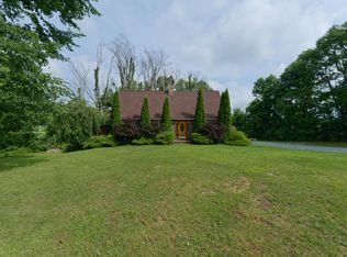 23 Tybush Ln, Troy, NY 12180