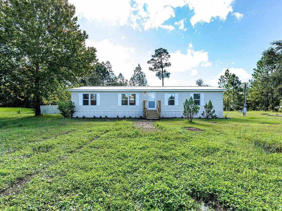 1st image of 2195 Daffodil Ave
