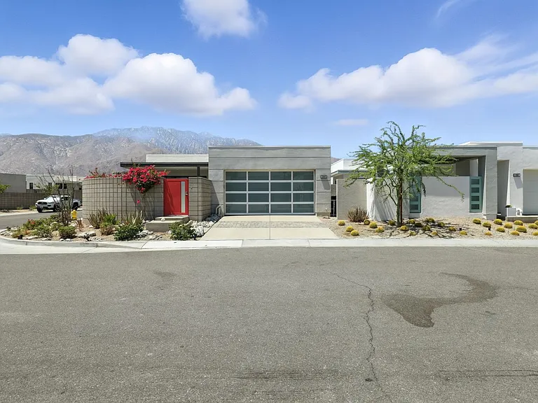 3345 Ambassador Dr — Photo 32