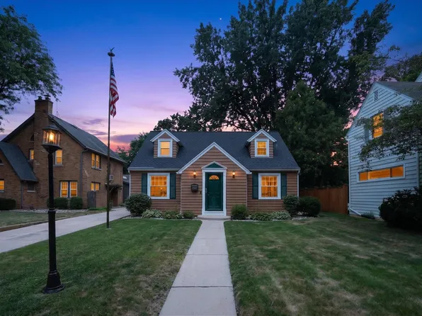 1026 Glen St, Janesville, WI 53545