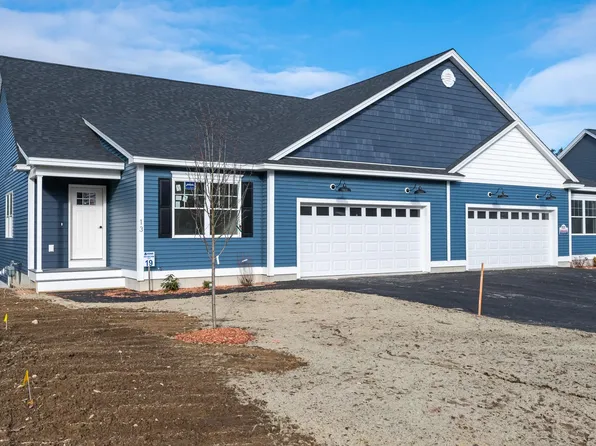 28 Village Way #31, Northfield, NH 03276