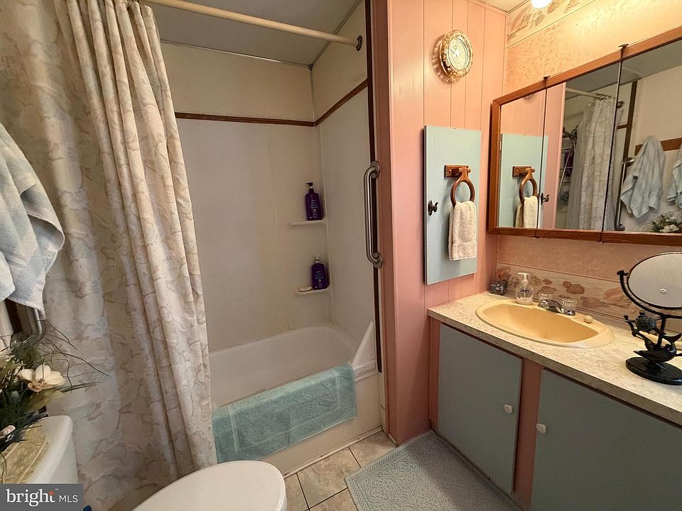 37th image of 26025 S Cherry St