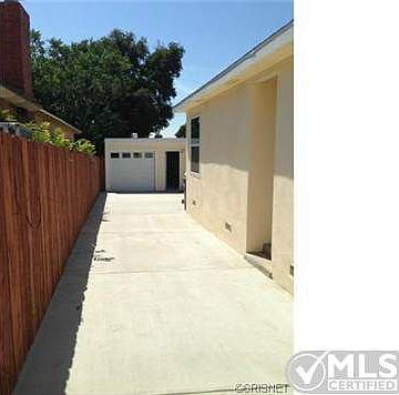 2nd image of 10523 Langmuir Ave