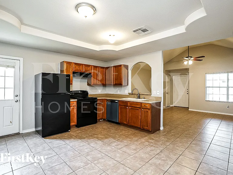 6267 Gillian Park Dr — Photo 5