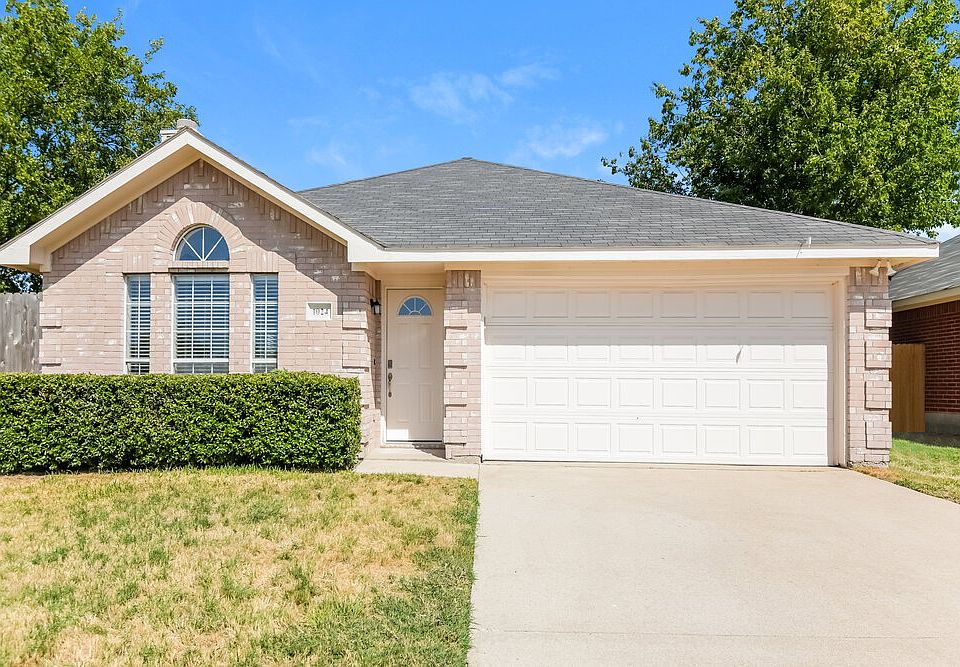 1st image of 1024 Meadowbend Dr