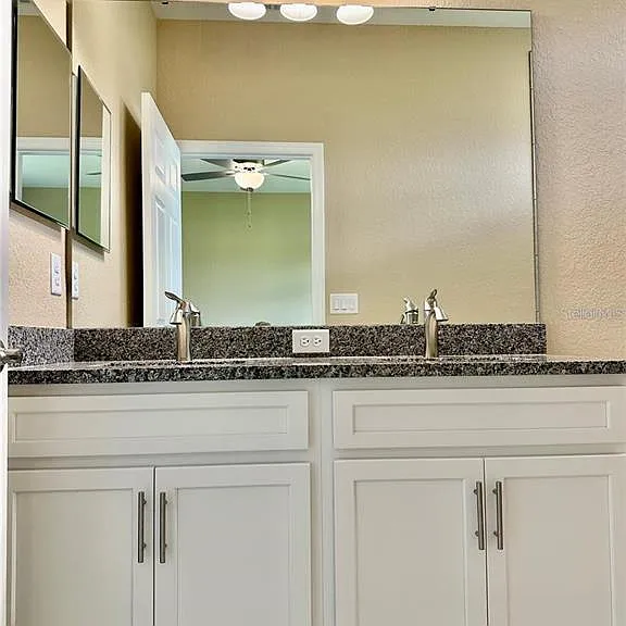 13075 House Finch Rd — Photo 32