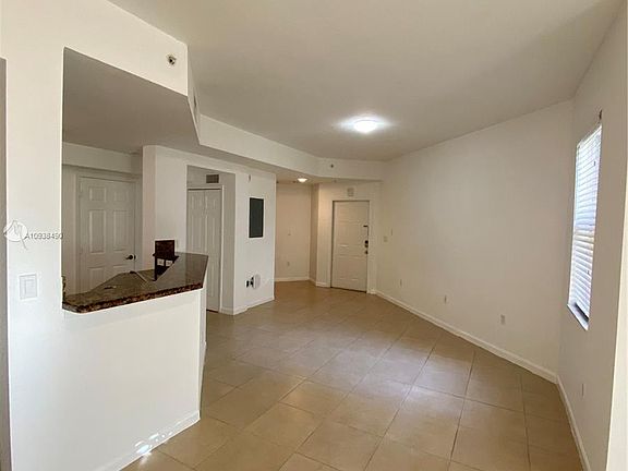 5th image of 11002 NW 83rd St APT 203
