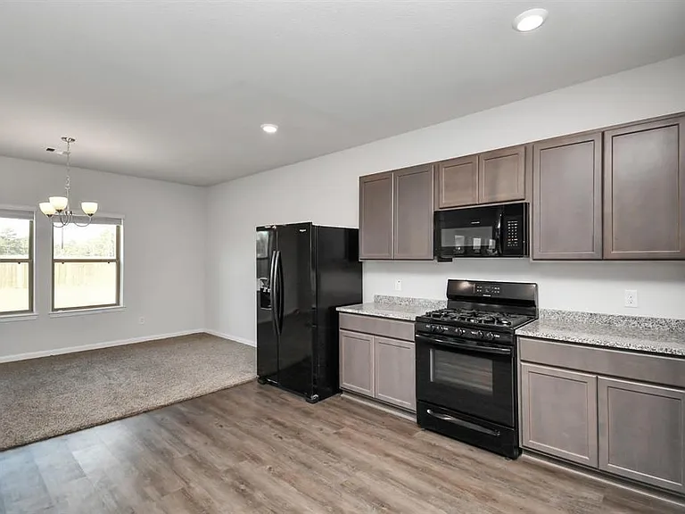 11028 Patriot Ct — Photo 14